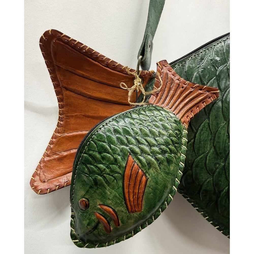 Vintage Hand Tooled Large Leather Fish Purse & Matching Coin Mexican Folk Art - Picture 5 of 16
